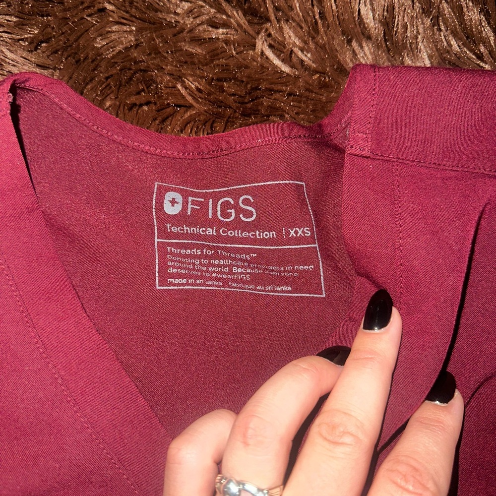 Figs Burgundy Technical Collection Top